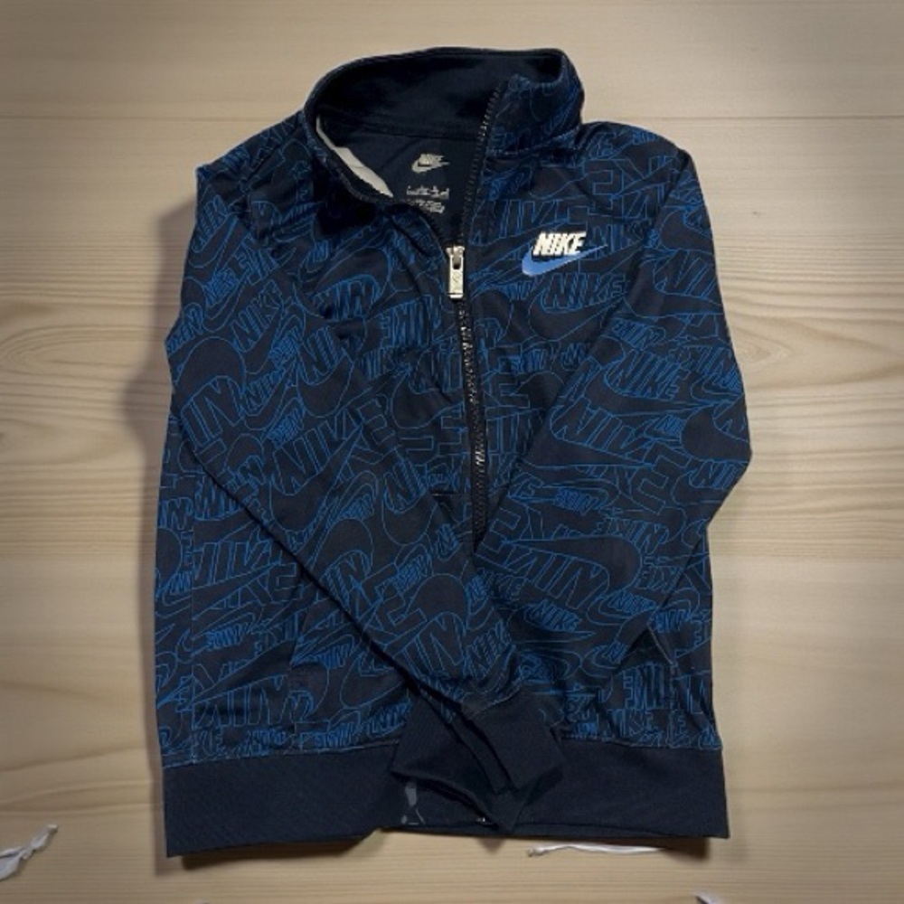Nike Kids Black and Blue Graphic Jacket - Boys Medium (10/12)